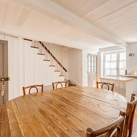 Maison De Charme Au Cœur De St-martin-de-ré - 6 Pers. - Fr-1-835-40 *